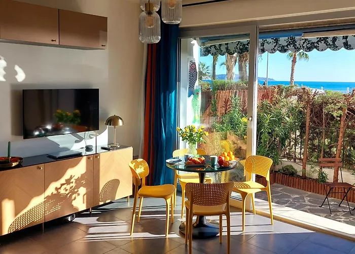 Grand Studio Avec Terrasse A 20 M De La Plage